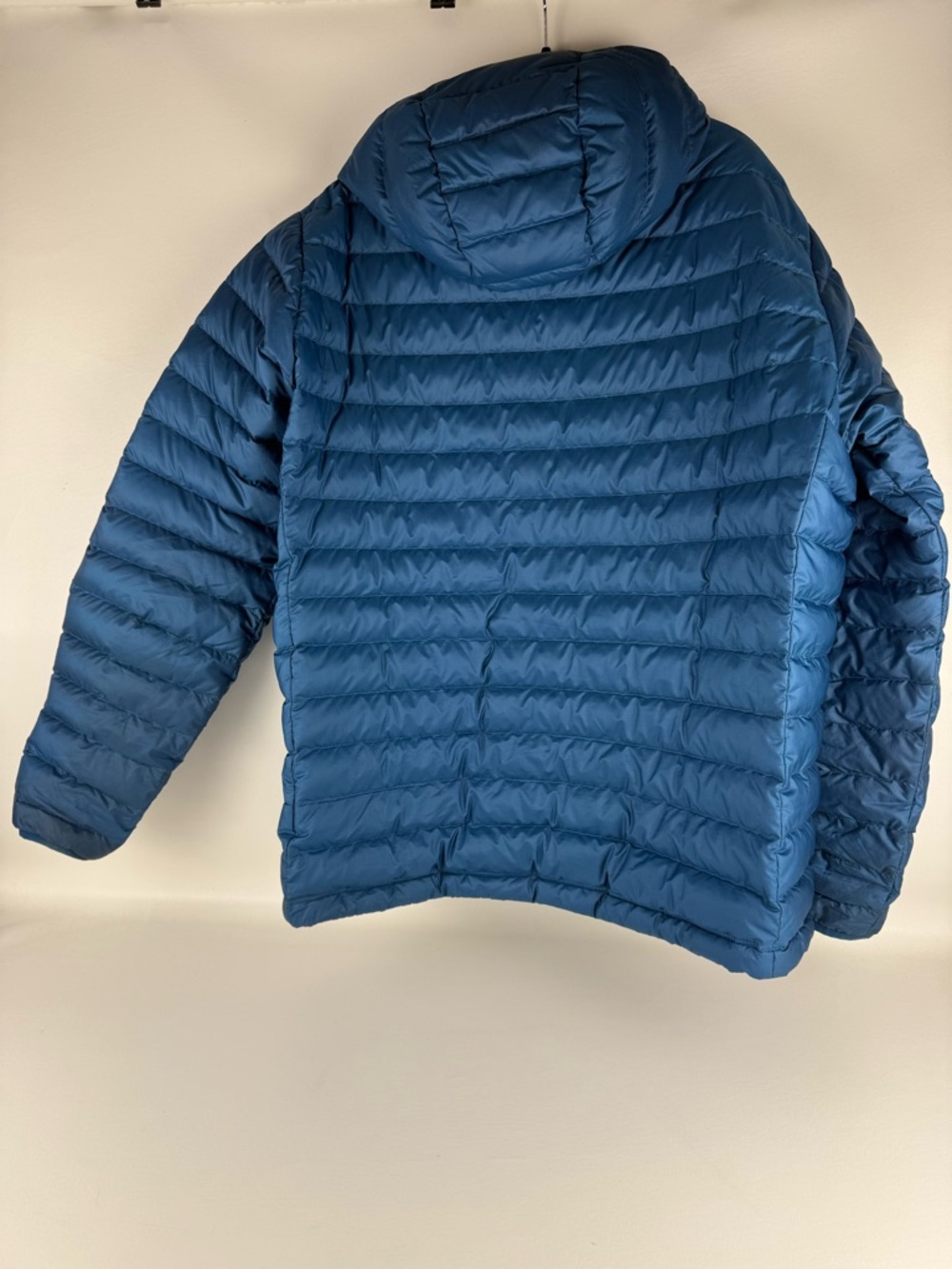 Patagonia Men's Down Sweater Hoody XXL - Blue - Picture 4 of 9